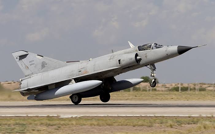 fly in a fighter jet